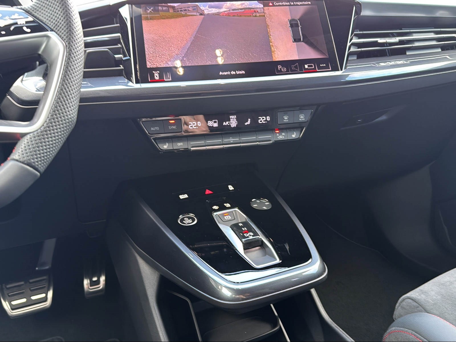 AUDI Q4 Sportback e-tron 45 Edition Swiss Ski quattro-image-11