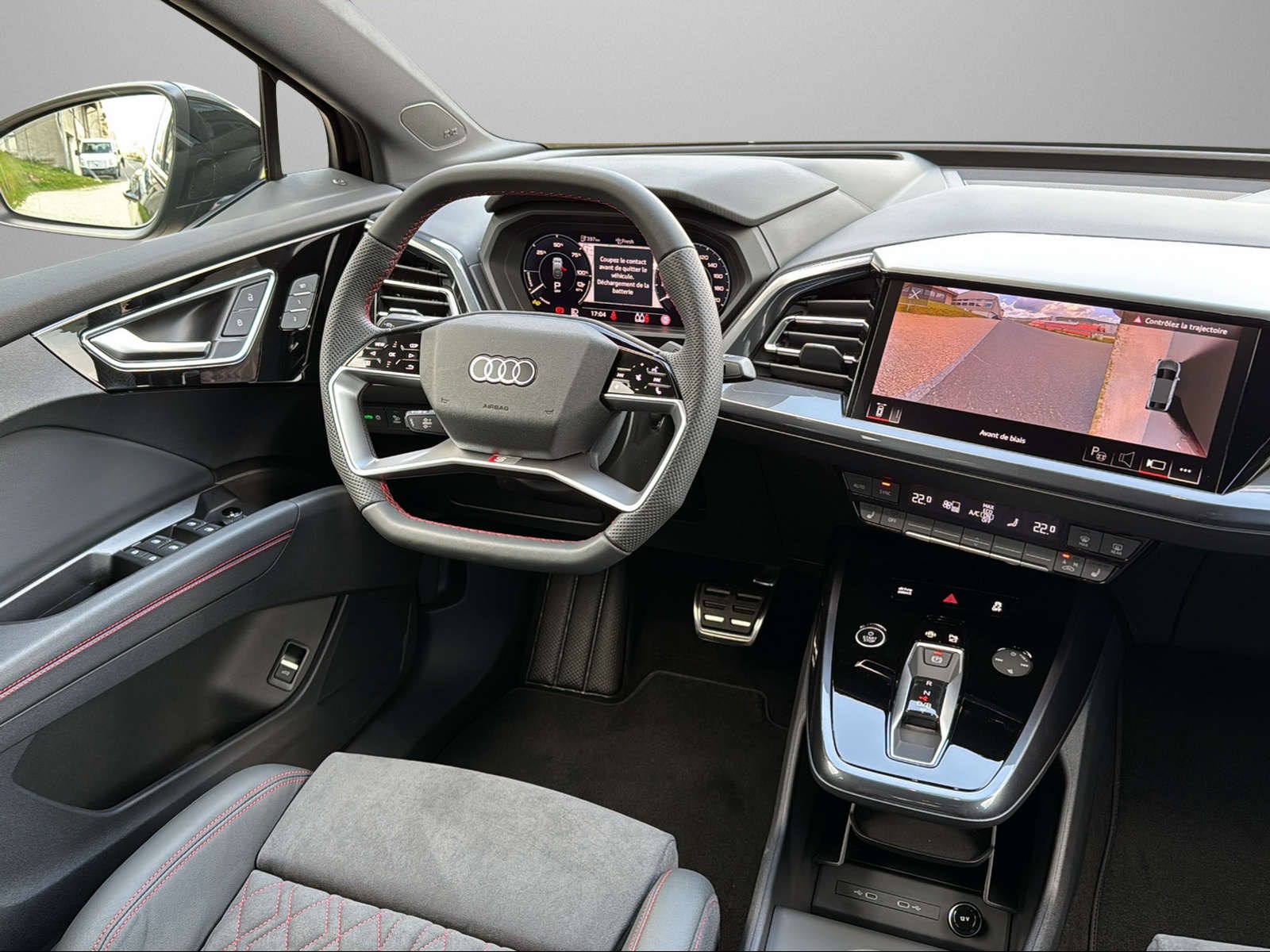 AUDI Q4 Sportback e-tron 45 Edition Swiss Ski quattro-image-9