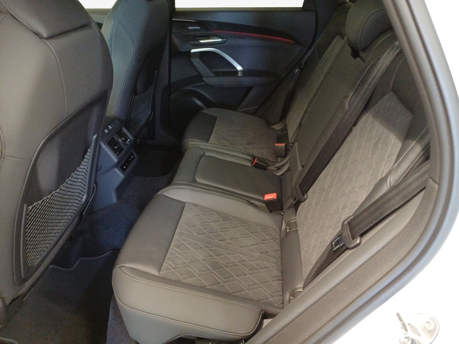 AUDI Q5 TDI quattro 150 kW S-tronic-image-11