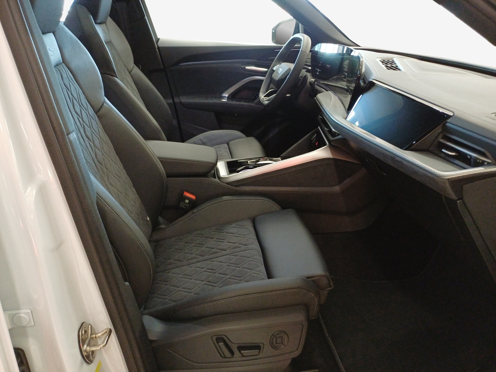 AUDI Q5 TDI quattro 150 kW S-tronic-image-15