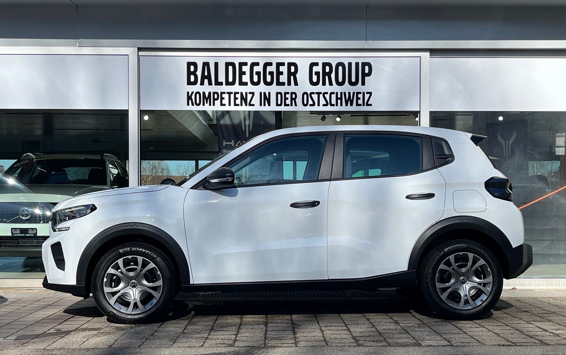 CITROEN e-C3 44kWh You-showroom-element-1