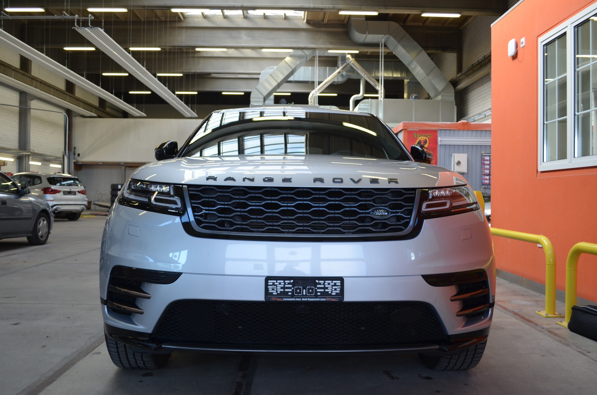 LAND ROVER Range Rover Velar P 250 R-Dynamic S-image-1