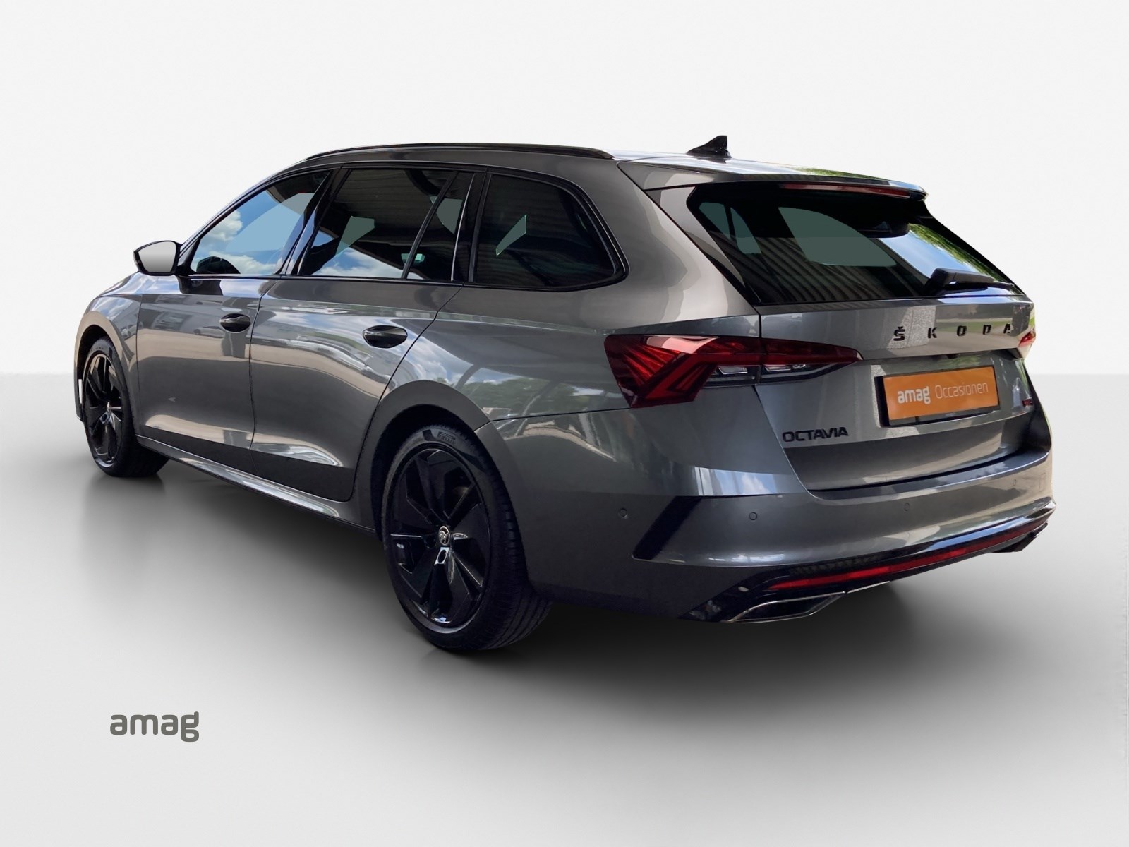 SKODA Octavia Combi 2.0 TDI DSG RS 4x4-showroom-element-2