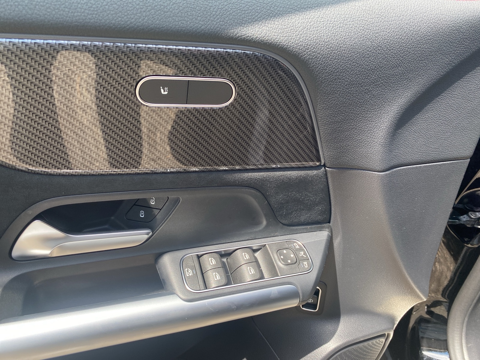 Image MERCEDES-BENZ GLA-200 GLA 200 7G-DCT