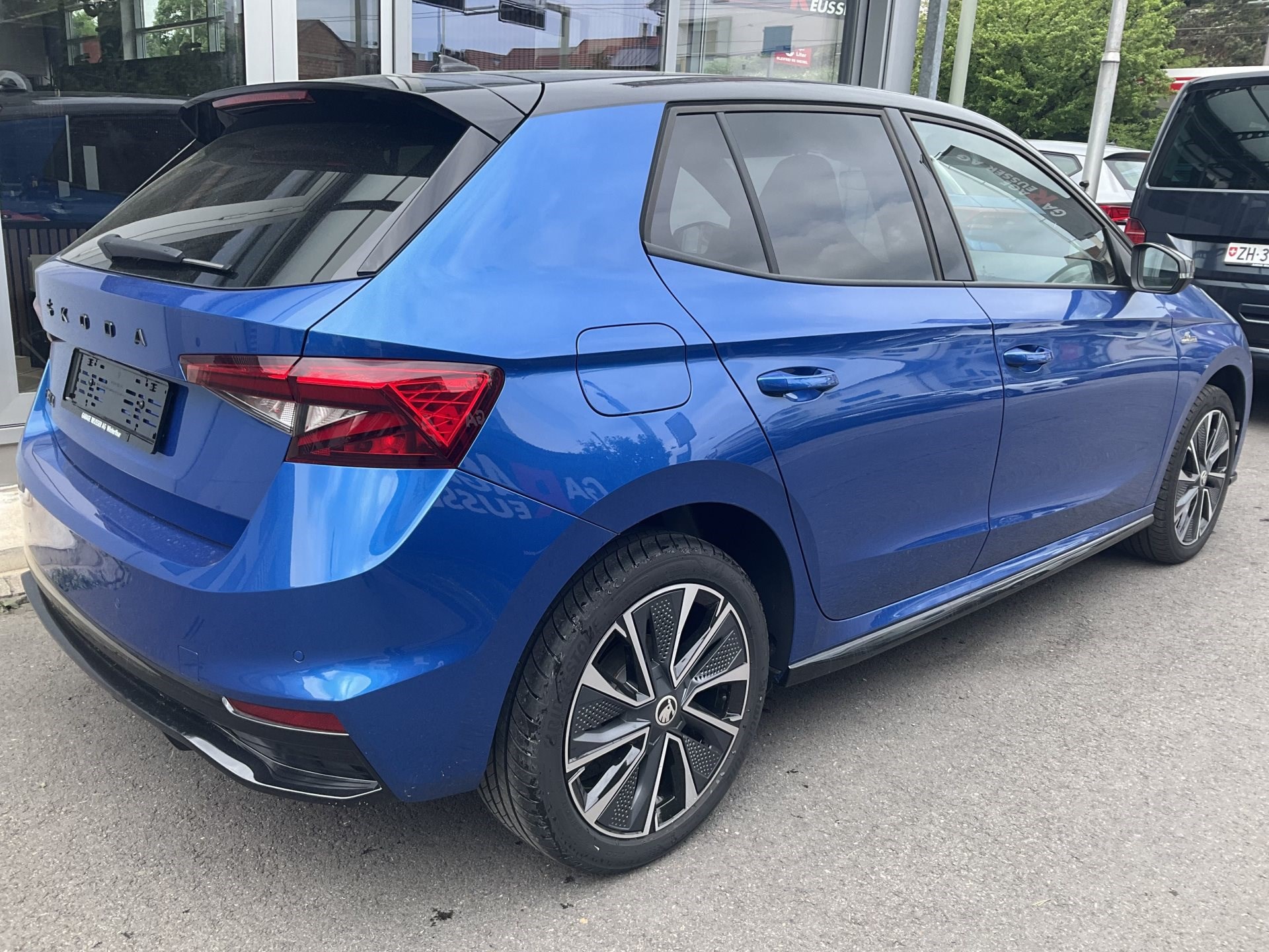 SKODA FABIA MONTE CARLO-showroom-element-3