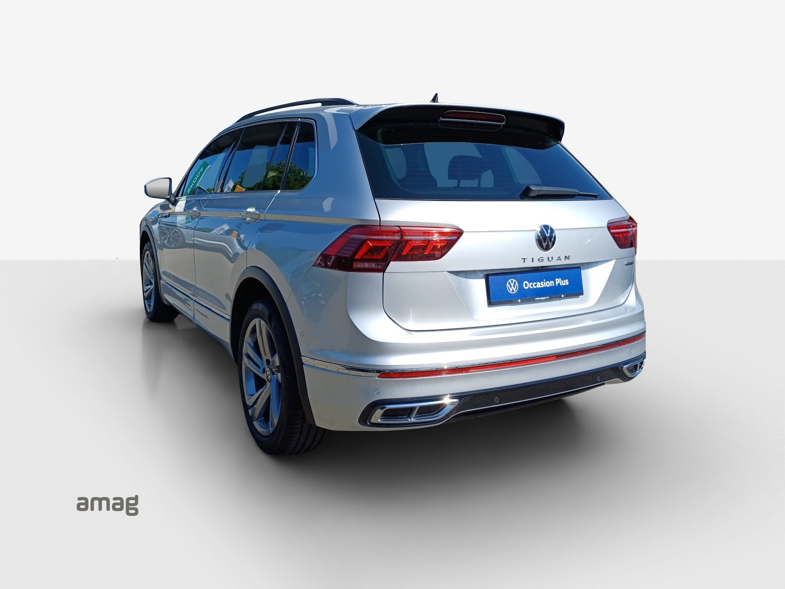 VW Tiguan 2.0TSI R-Line 4Motion DSG-showroom-element-2
