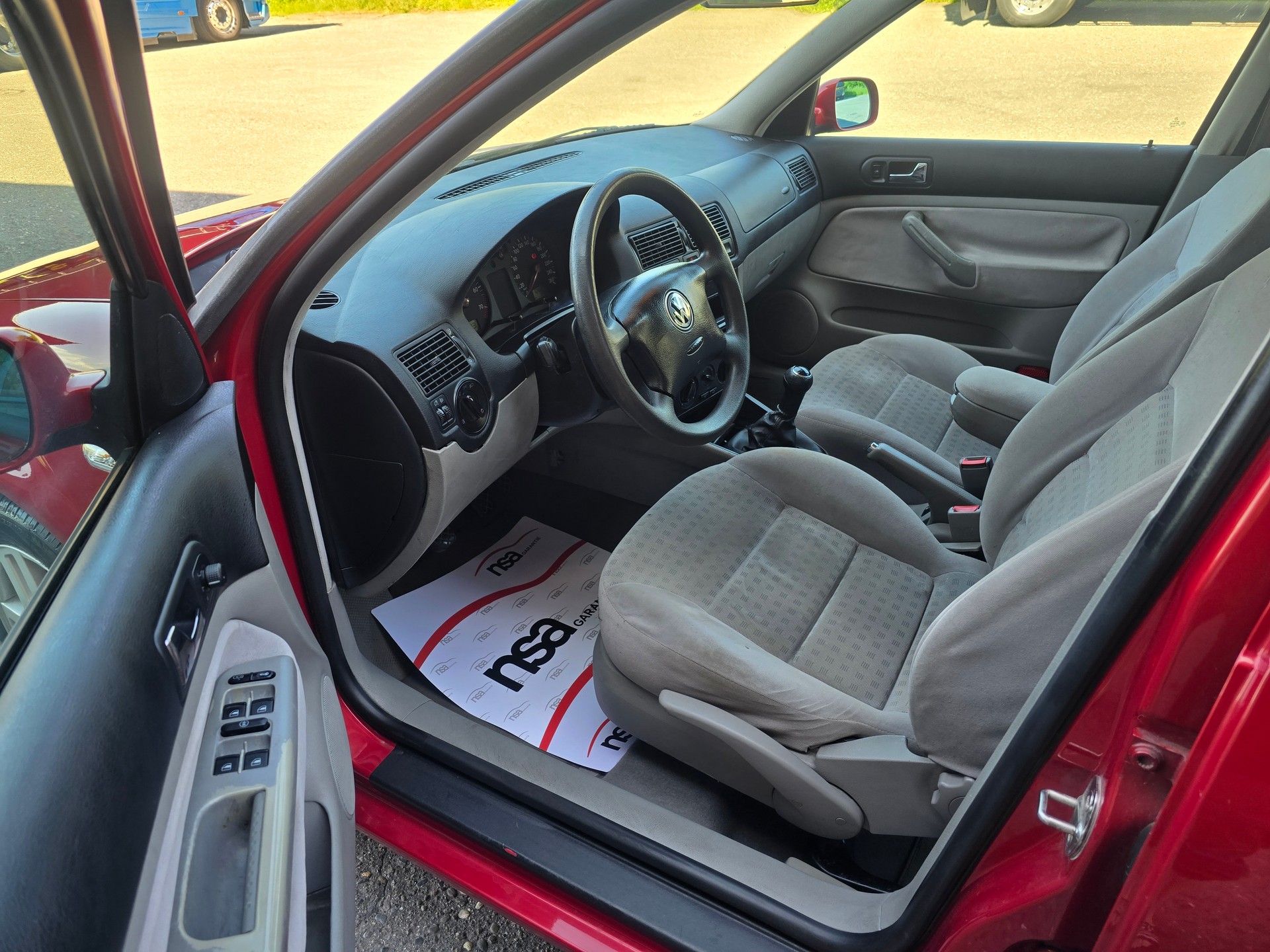 VW Golf 1.6 16V Comfortline-image-9