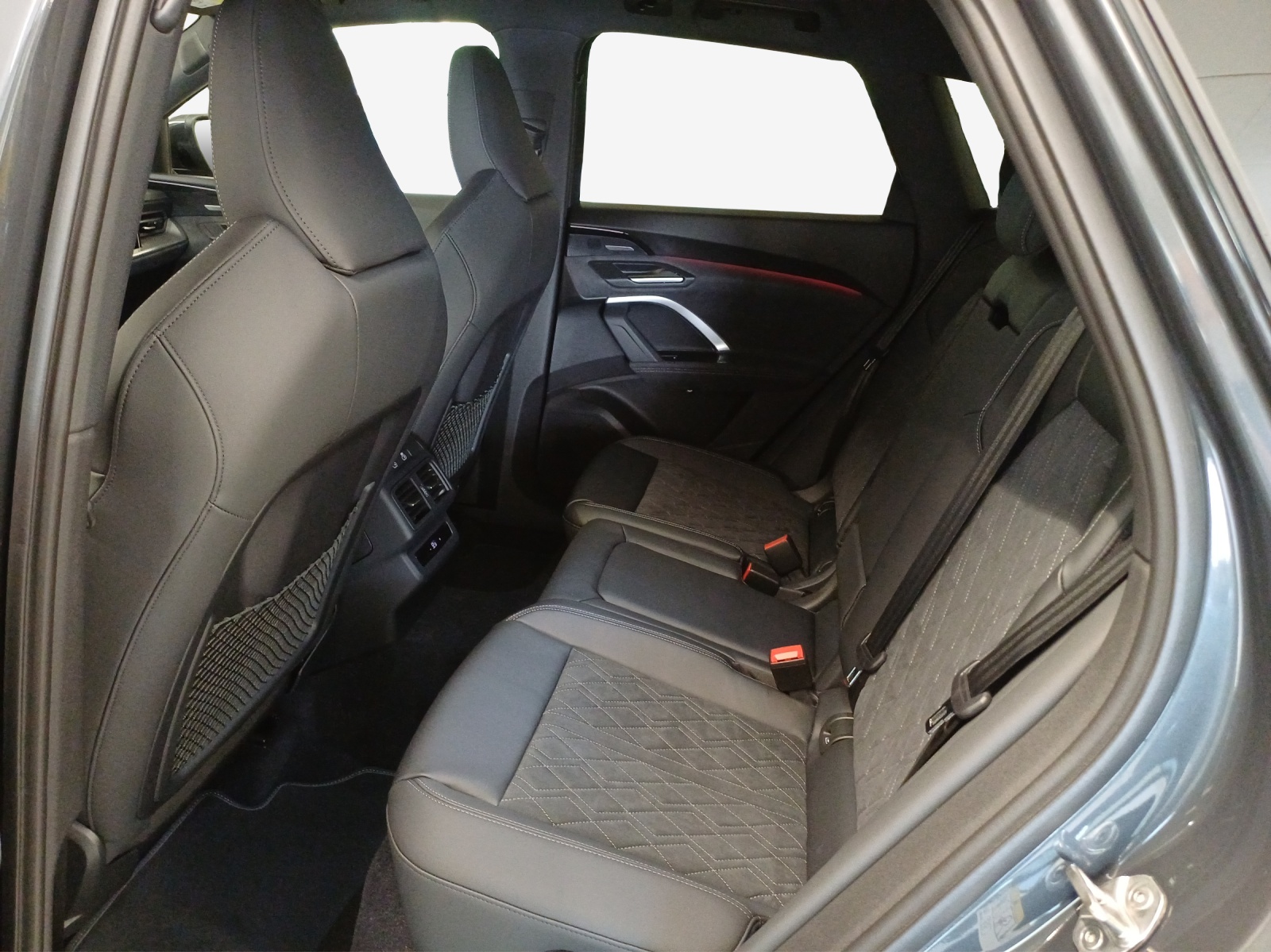 AUDI Q5 TFSI quatto 150 kW S-tronic-image-11