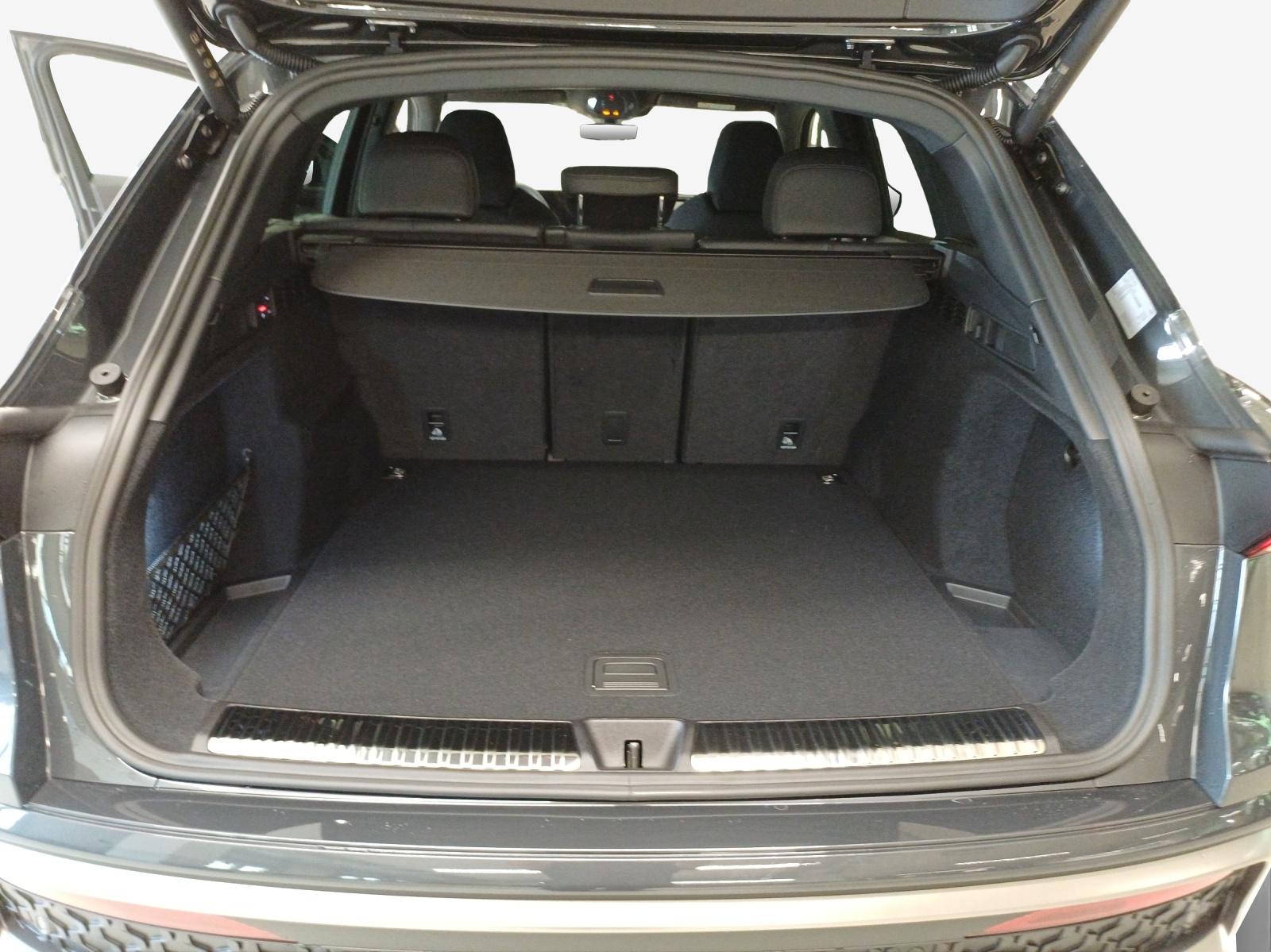 AUDI Q5 TFSI quatto 150 kW S-tronic-image-12