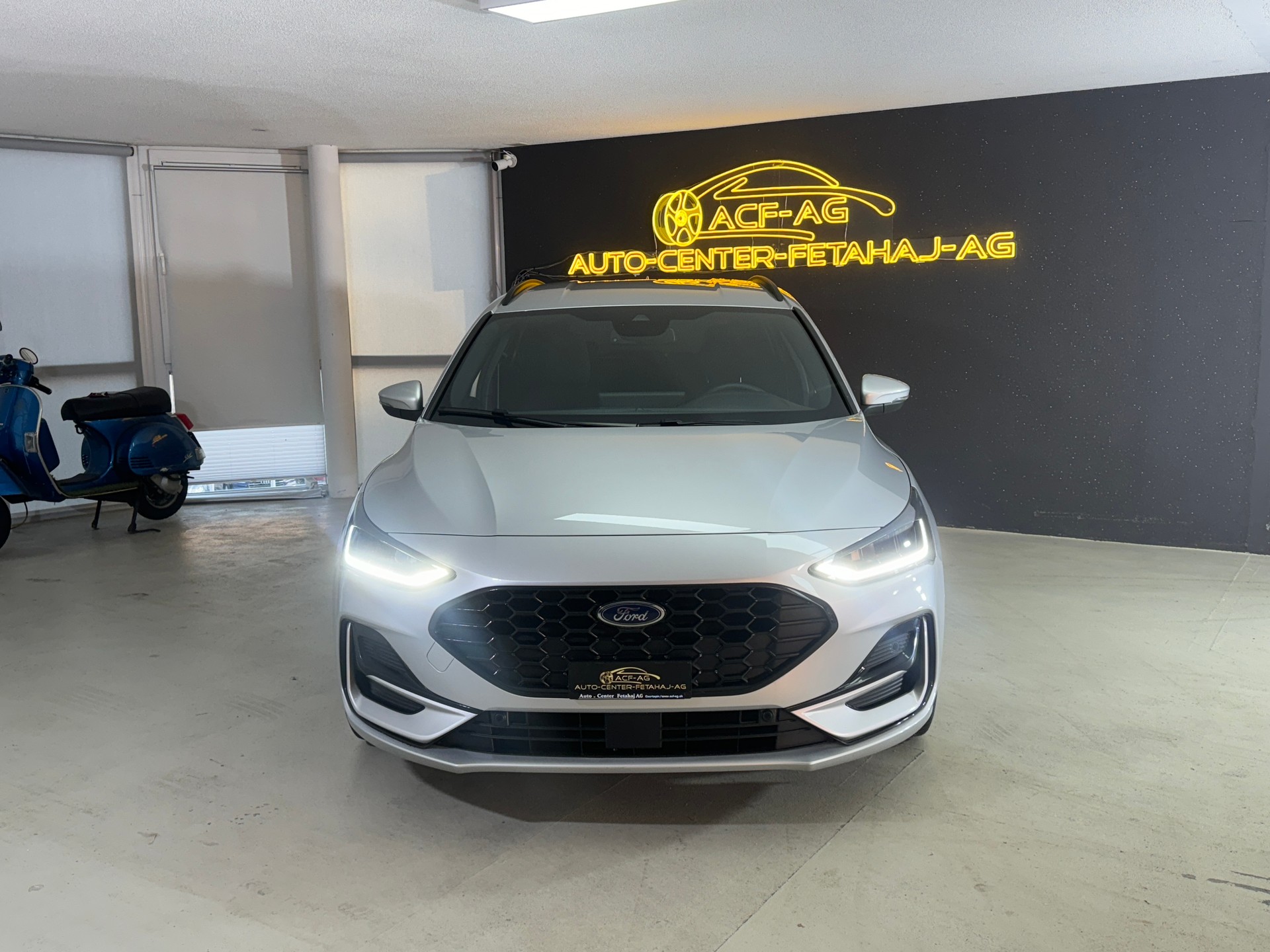 FORD Focus 1.0 MHEV ST-Line Automat-showroom-element-1