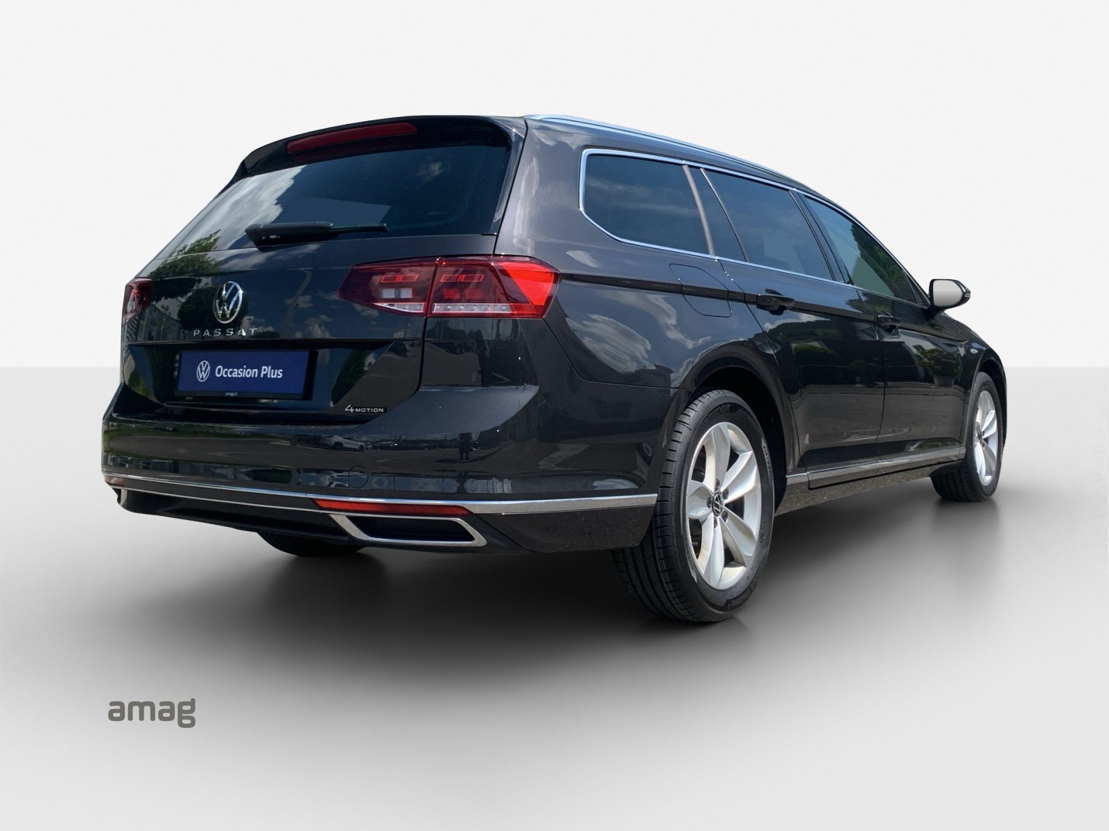 VW Passat 2.0 TDI BMT Elegance 4Motion DSG-image-4