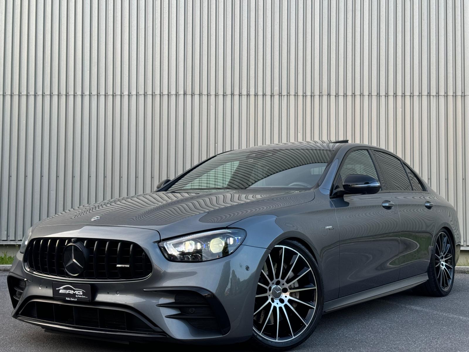 MERCEDES-BENZ AMG E 53 4Matic+ Limited Grey&Black Performance Speedshift 9G-TCT-showroom-element-1