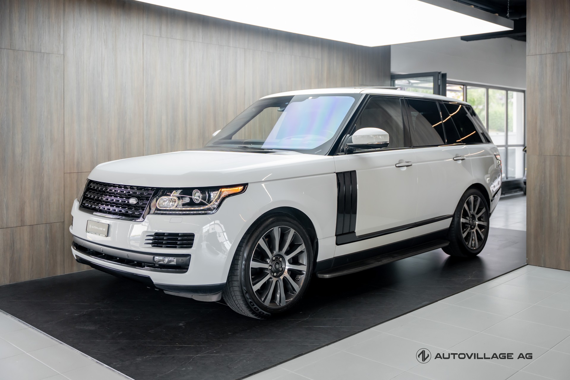 LAND ROVER Range Rover 4.4 SDV8 SV Autobiography Automatic