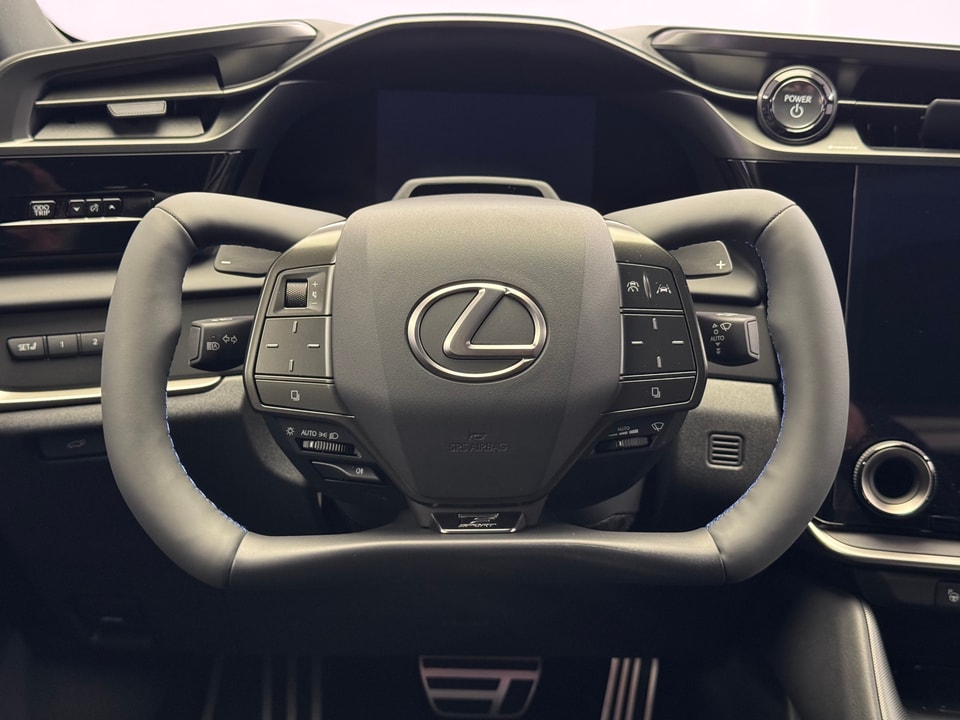 RZ 550e F Sport Direct4 Electric