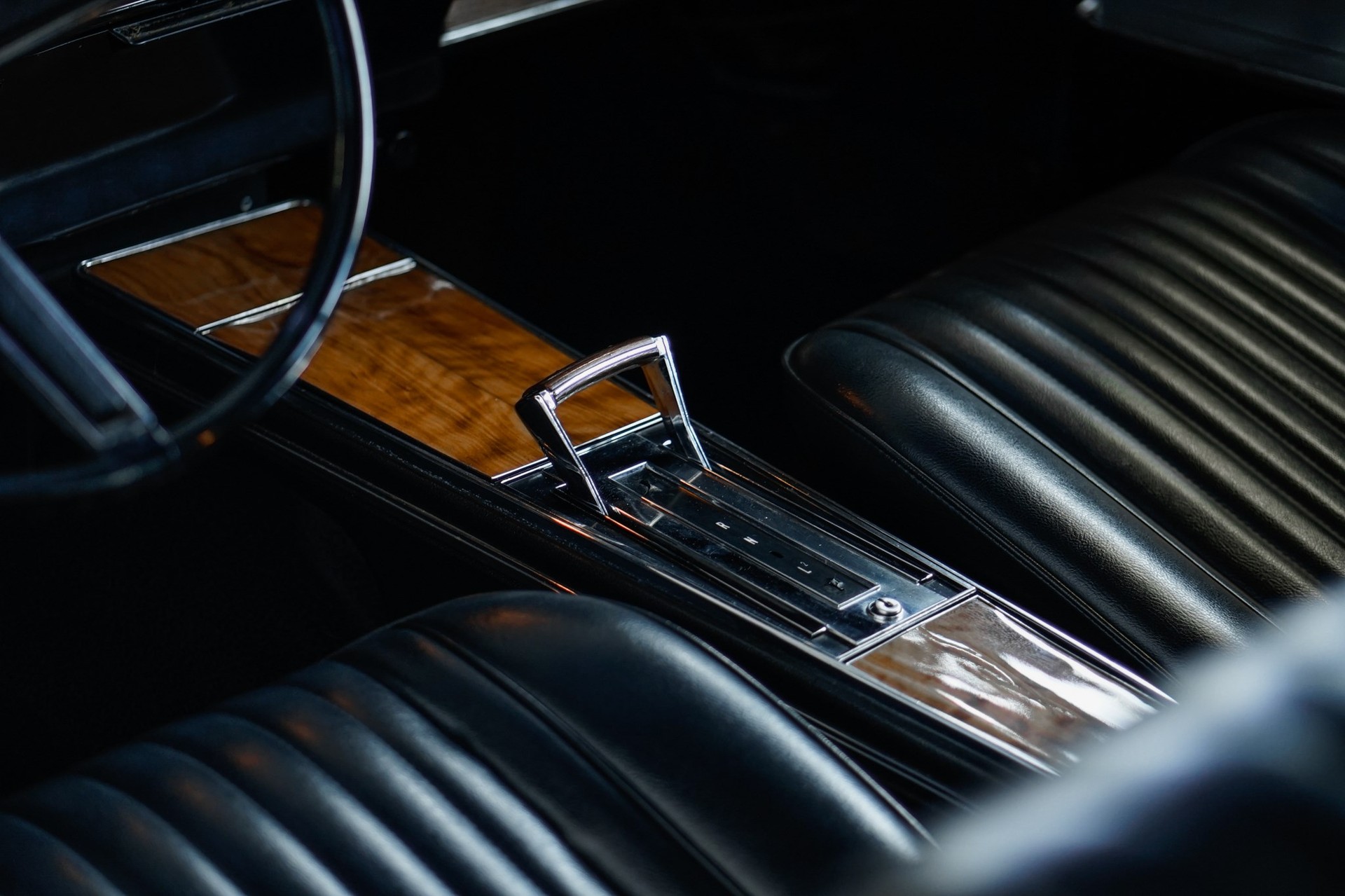 BUICK RIVIERA-image-16