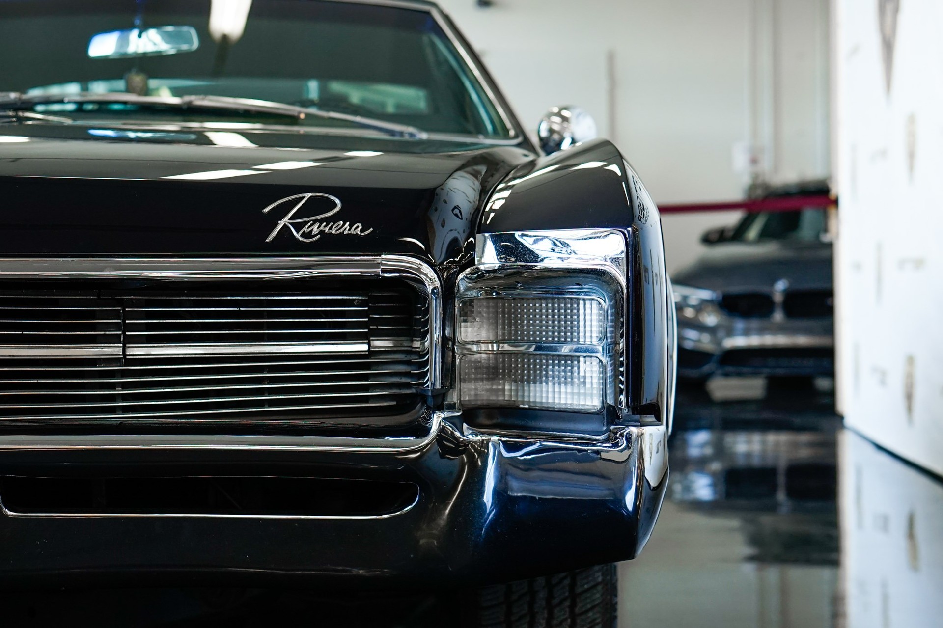 BUICK RIVIERA-image-6