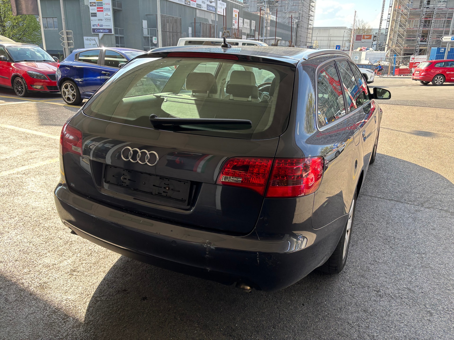 AUDI A6 Avant 3.0 V6 TDI quattro-showroom-element-3