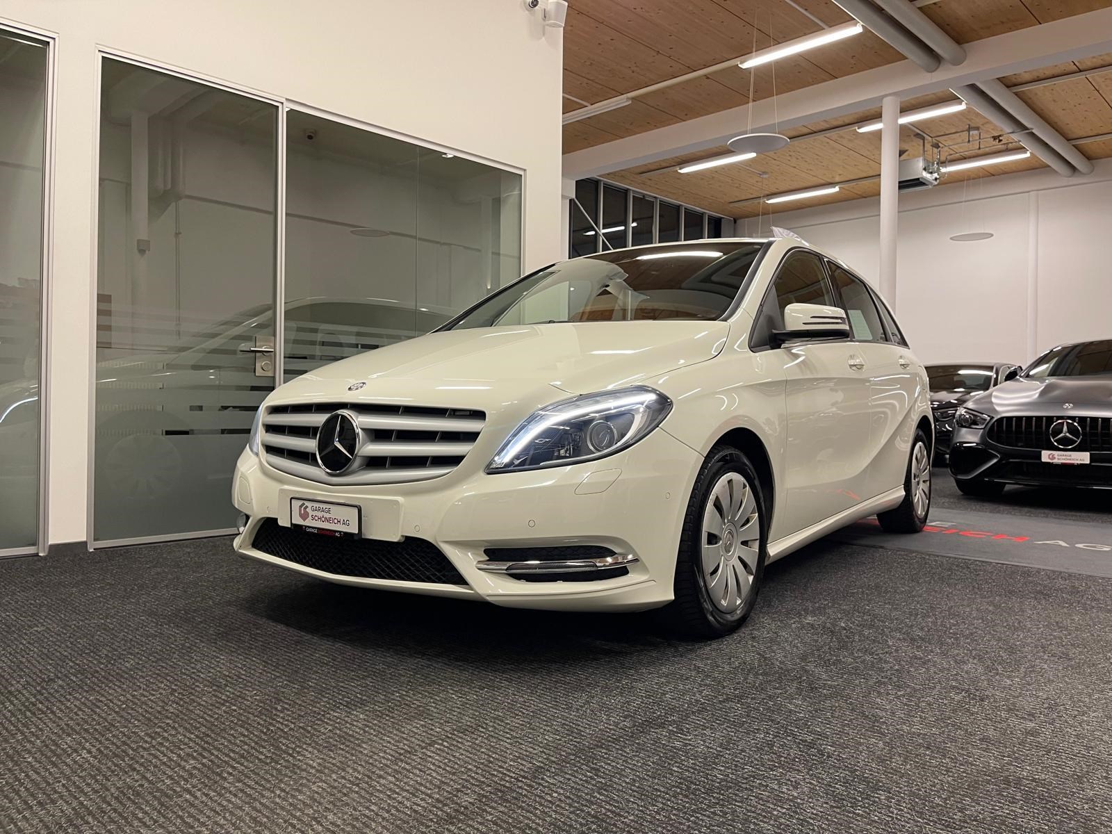 MERCEDES-BENZ B 220 4m