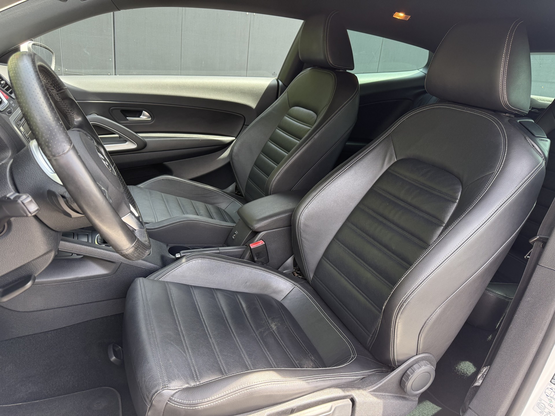 VW Scirocco 2.0 TSI Team DSG-image-13