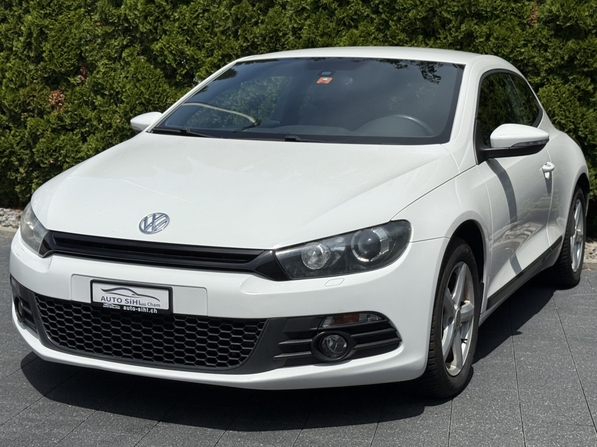 VW Scirocco 2.0 TSI Team DSG-image-0