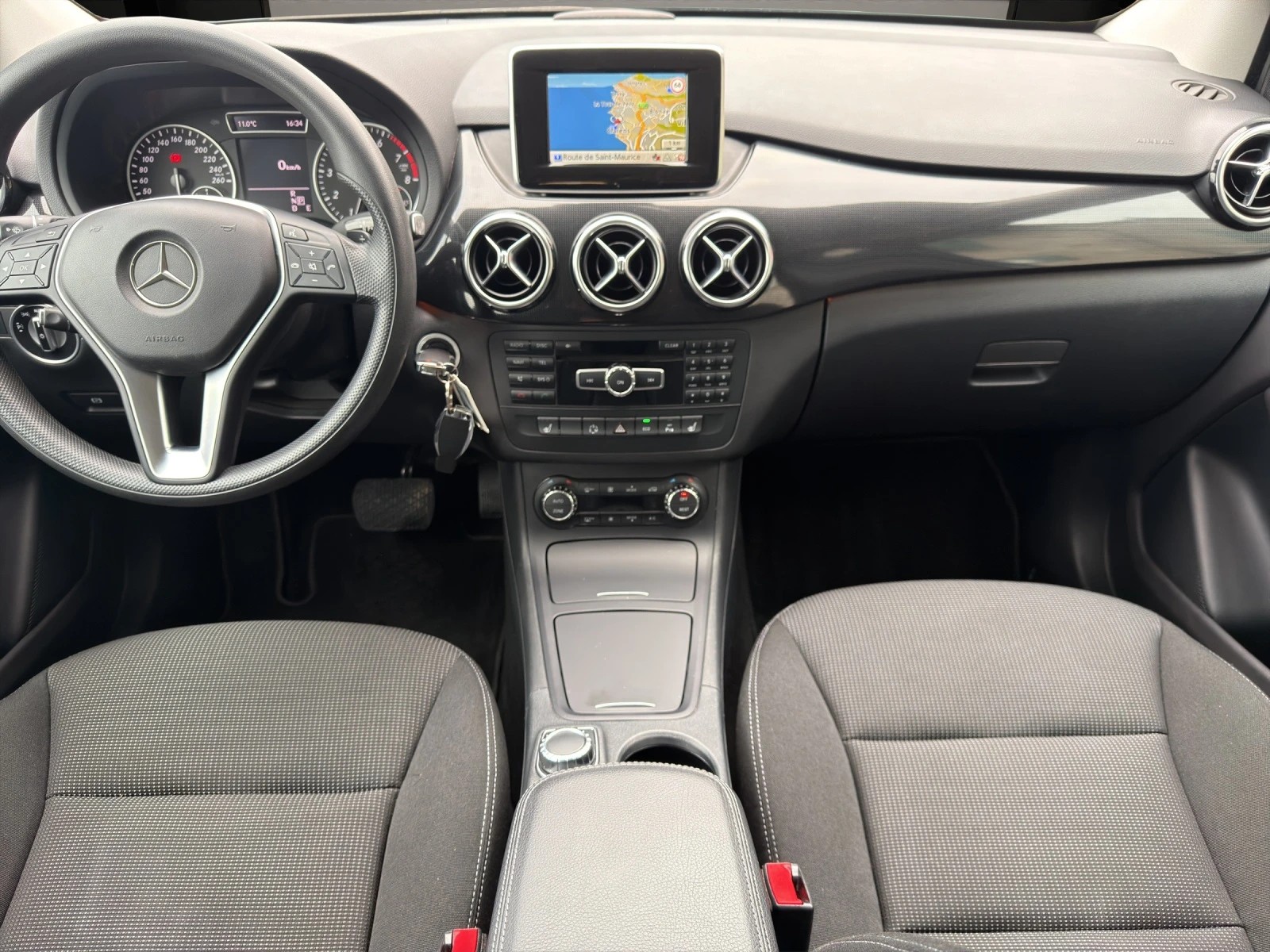 Image MERCEDES-BENZ B-220 B 220 4Matic 7G-DCT