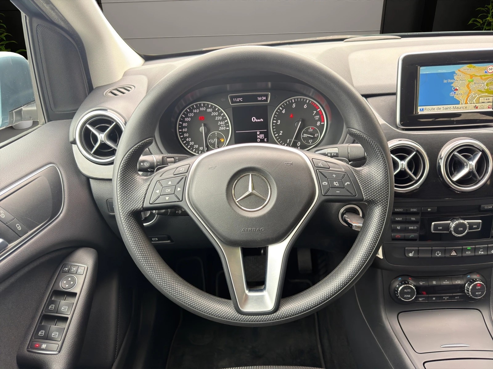 Image MERCEDES-BENZ B-220 B 220 4Matic 7G-DCT