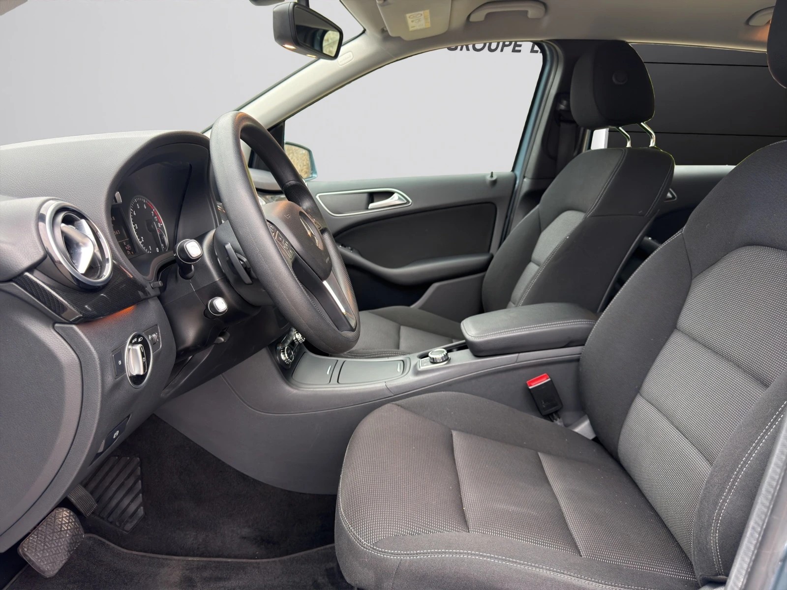 Image MERCEDES-BENZ B-220 B 220 4Matic 7G-DCT