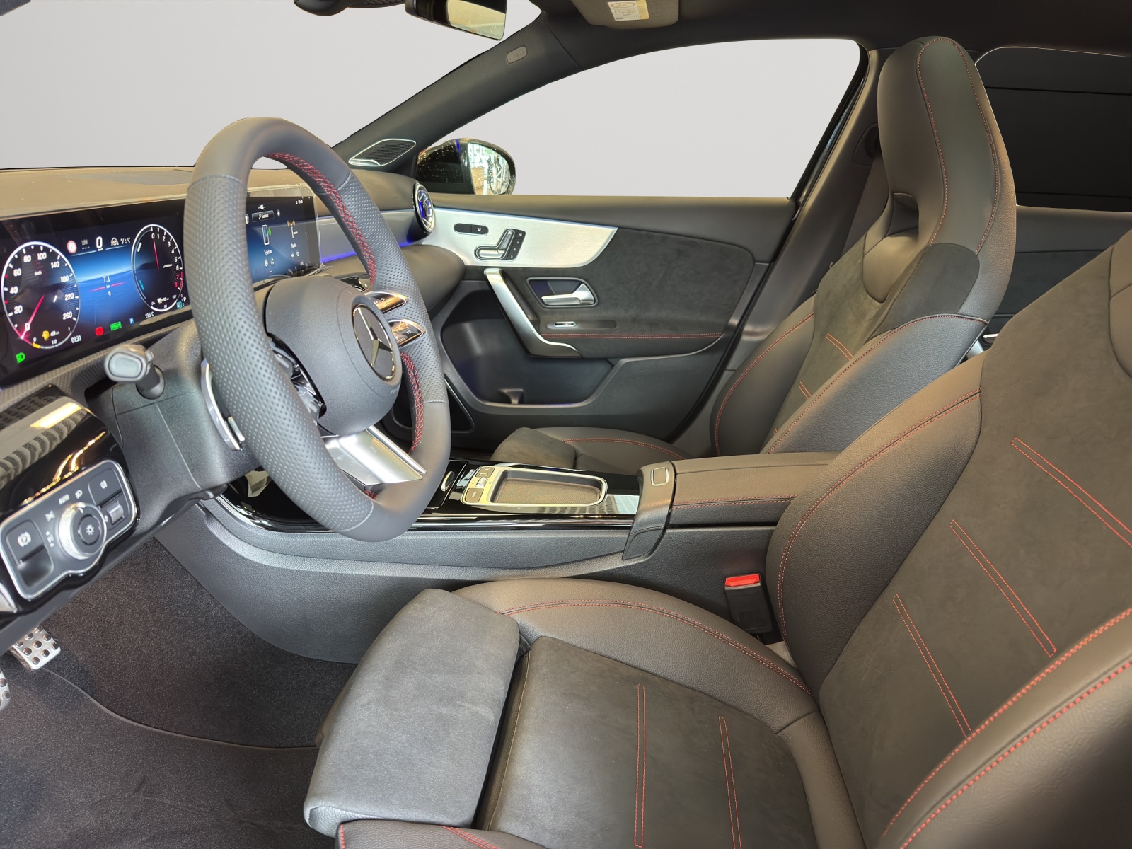 Image MERCEDES-BENZ A-250 A 250 e EQ Star 8G-DCT