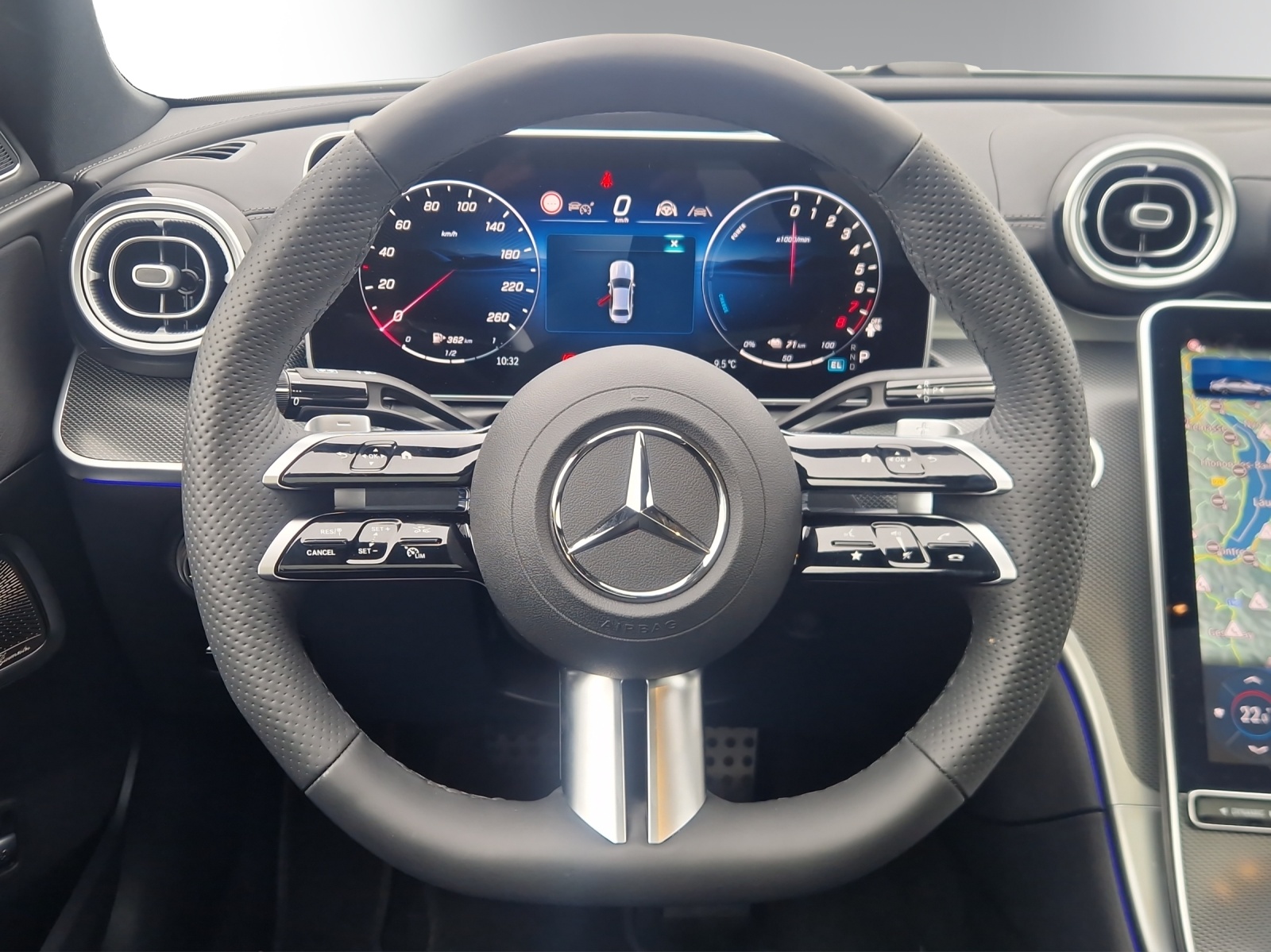 Image MERCEDES-BENZ C-300 C 300e 4 Matic