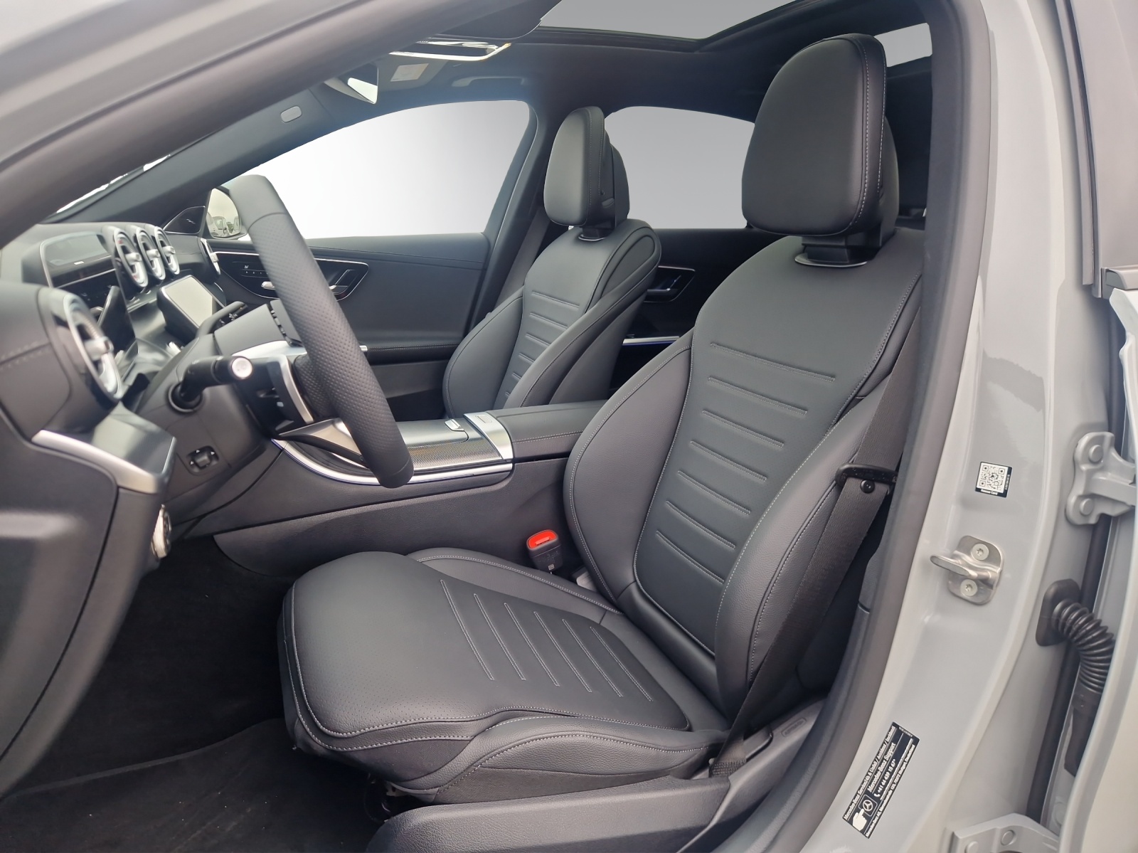 Image MERCEDES-BENZ C-300 C 300e 4 Matic