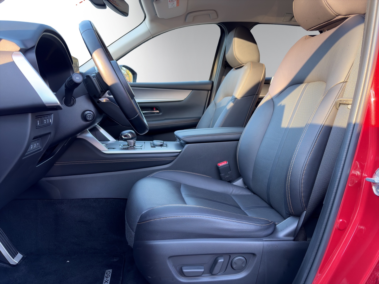 Image MAZDA CX-60 CX-60 e-Sky. 327 Hom. AWD