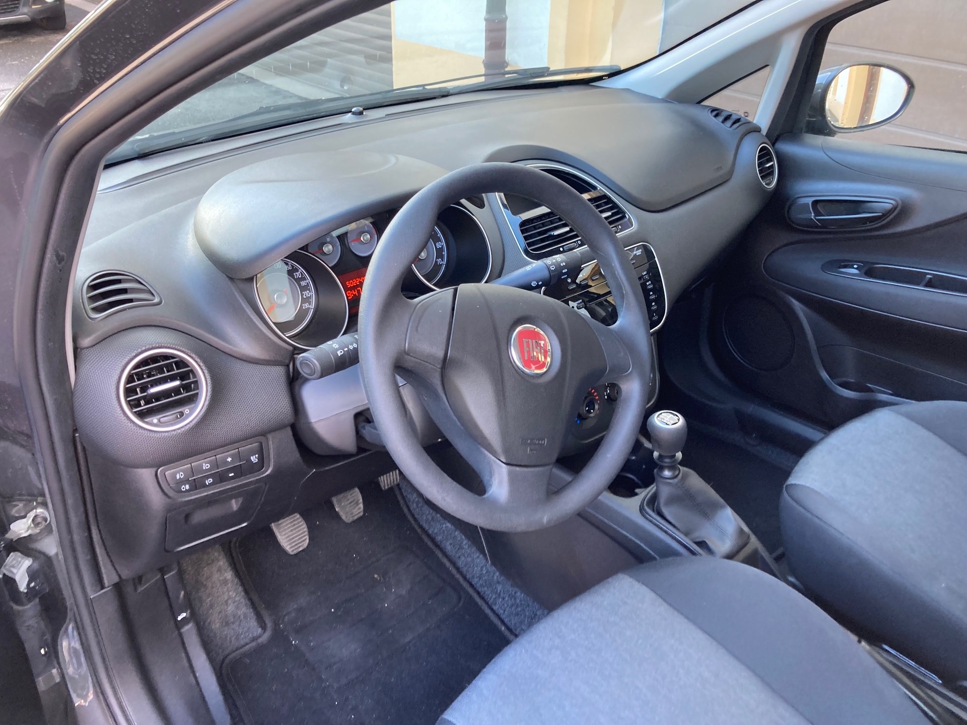 FIAT Punto 1.2 MyStyle-image-2