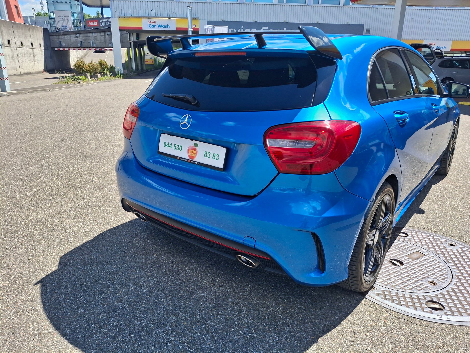 MERCEDES-BENZ A 250 Sport 7G-DCT-showroom-element-3