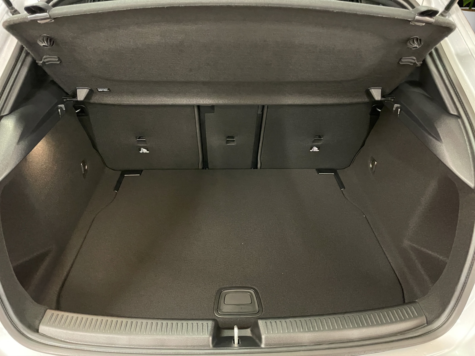 Image MERCEDES-BENZ A-200 A 200 Night Star 7G-DCT