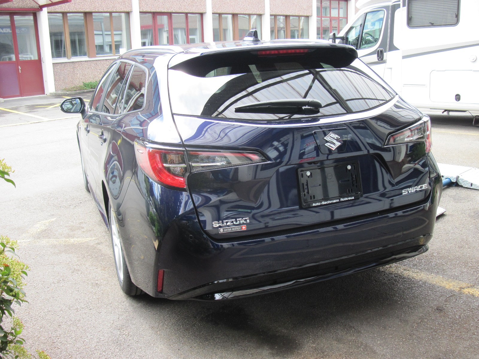 SUZUKI Swace 1.8 Hybrid Compact Top-image-12