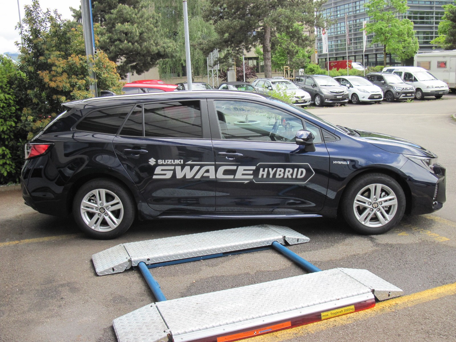 SUZUKI Swace 1.8 Hybrid Compact Top-image-5