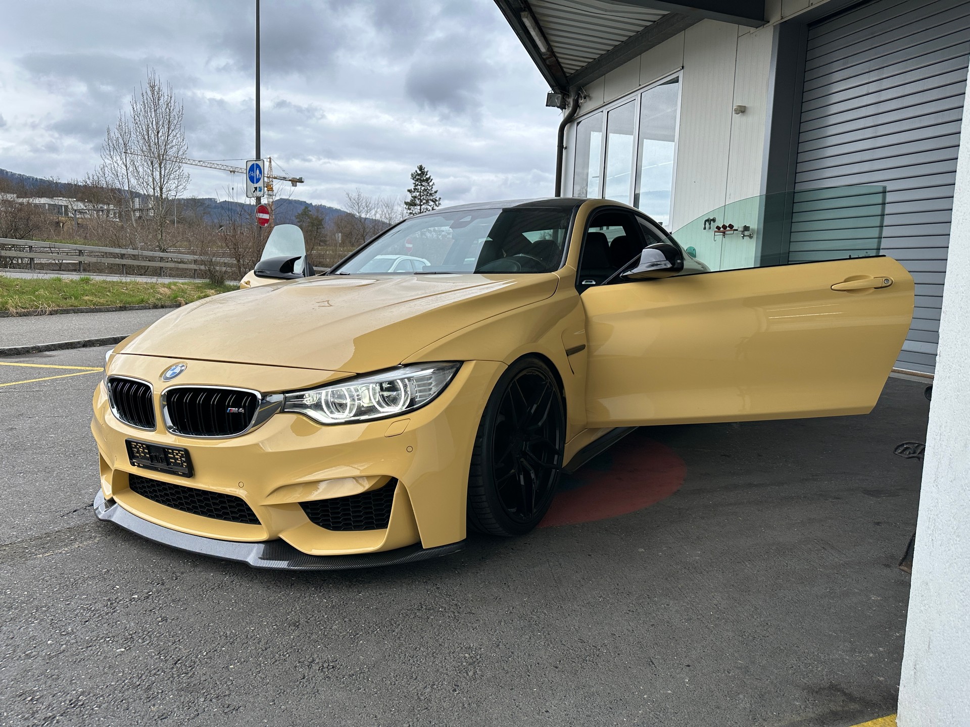 BMW M4 Coupé DKG