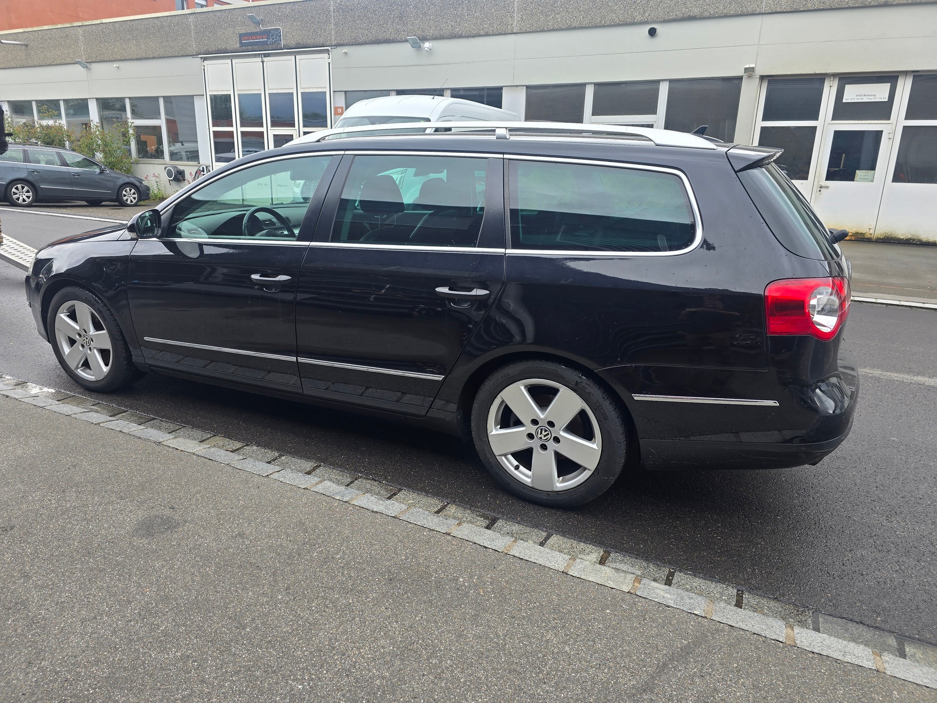VW Passat Variant 2.0T FSI Highline DSG-image-4