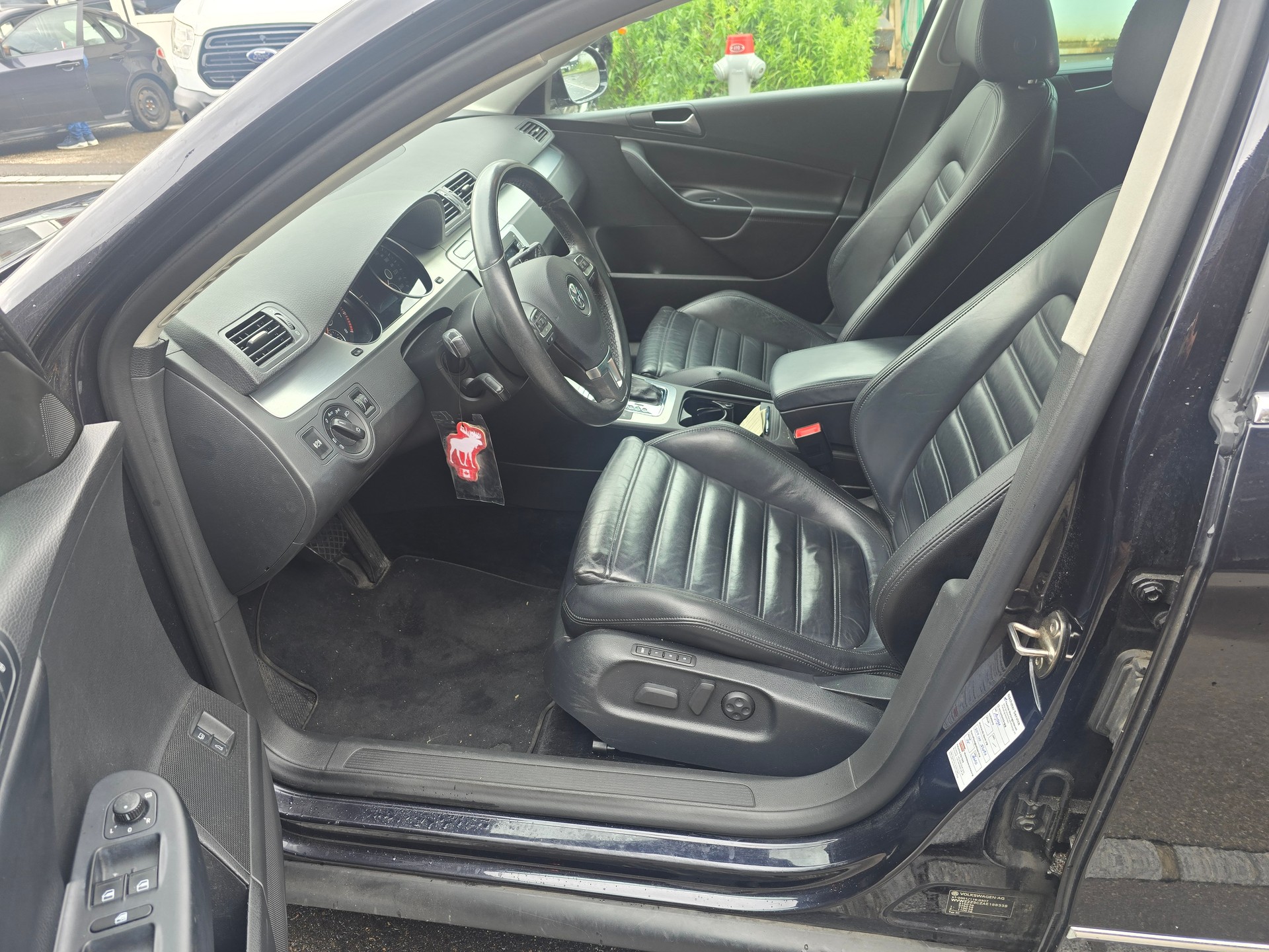 VW Passat Variant 2.0T FSI Highline DSG-image-10