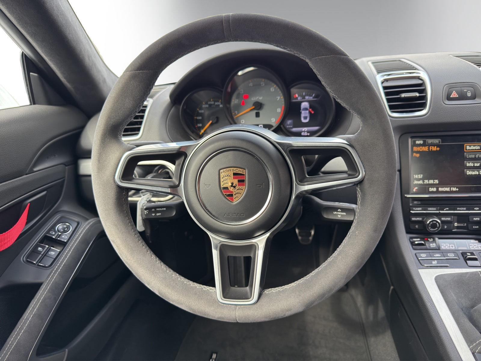 Image PORSCHE 718-BOXSTER-CAYMAN Cayman GT4