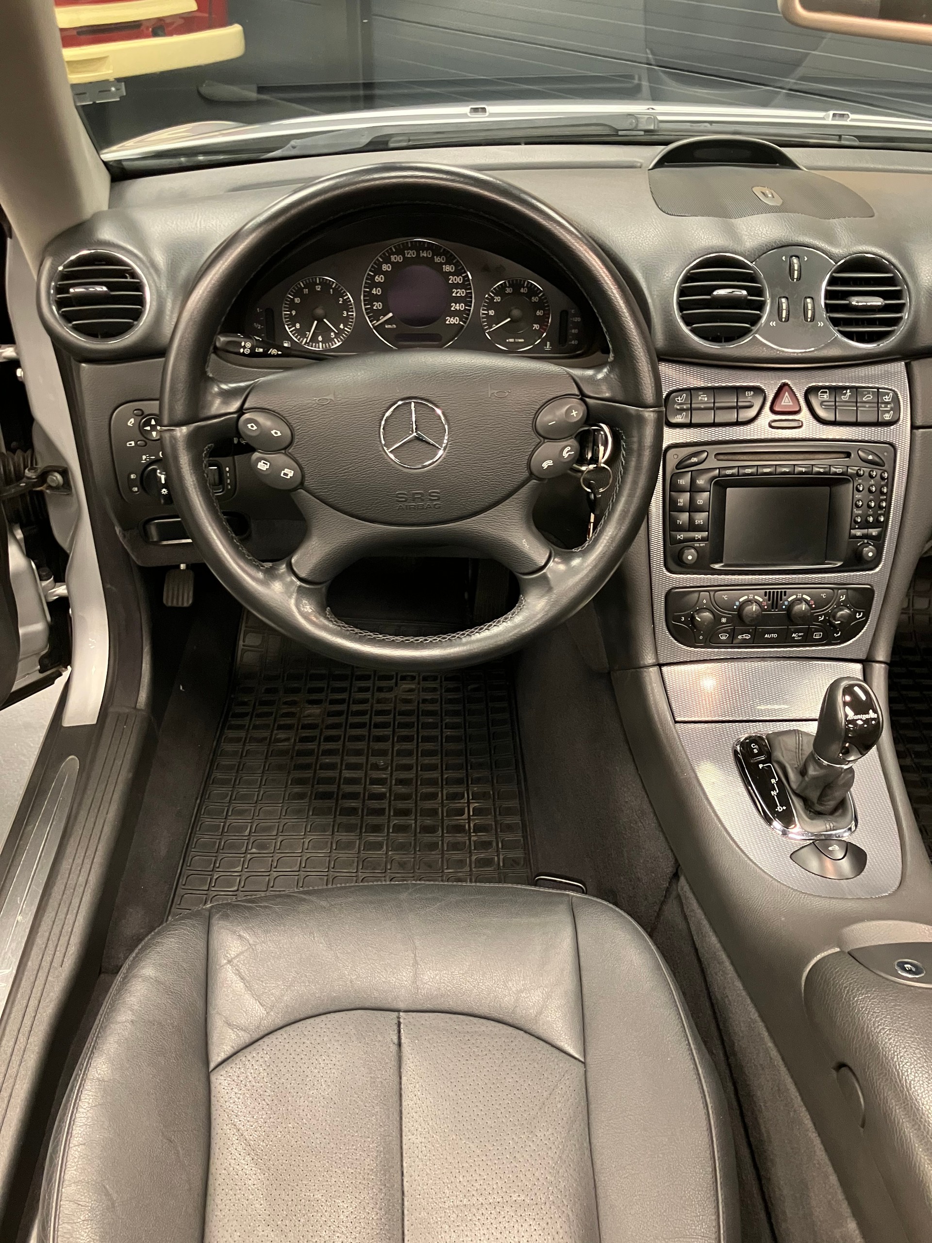 MERCEDES-BENZ CLK 200 Kompressor Avantgarde-image-7