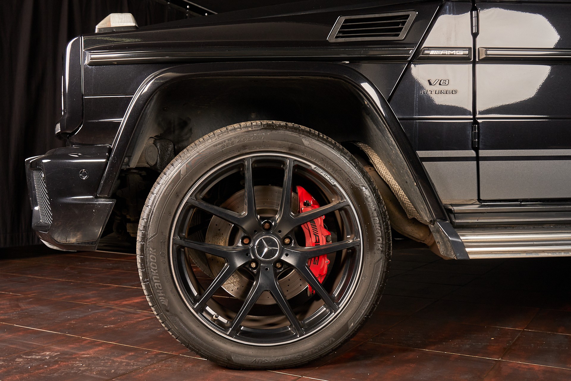 MERCEDES-BENZ G 63 AMG Edition 463 Speedshift Plus 7G-Tronic-showroom-element-1