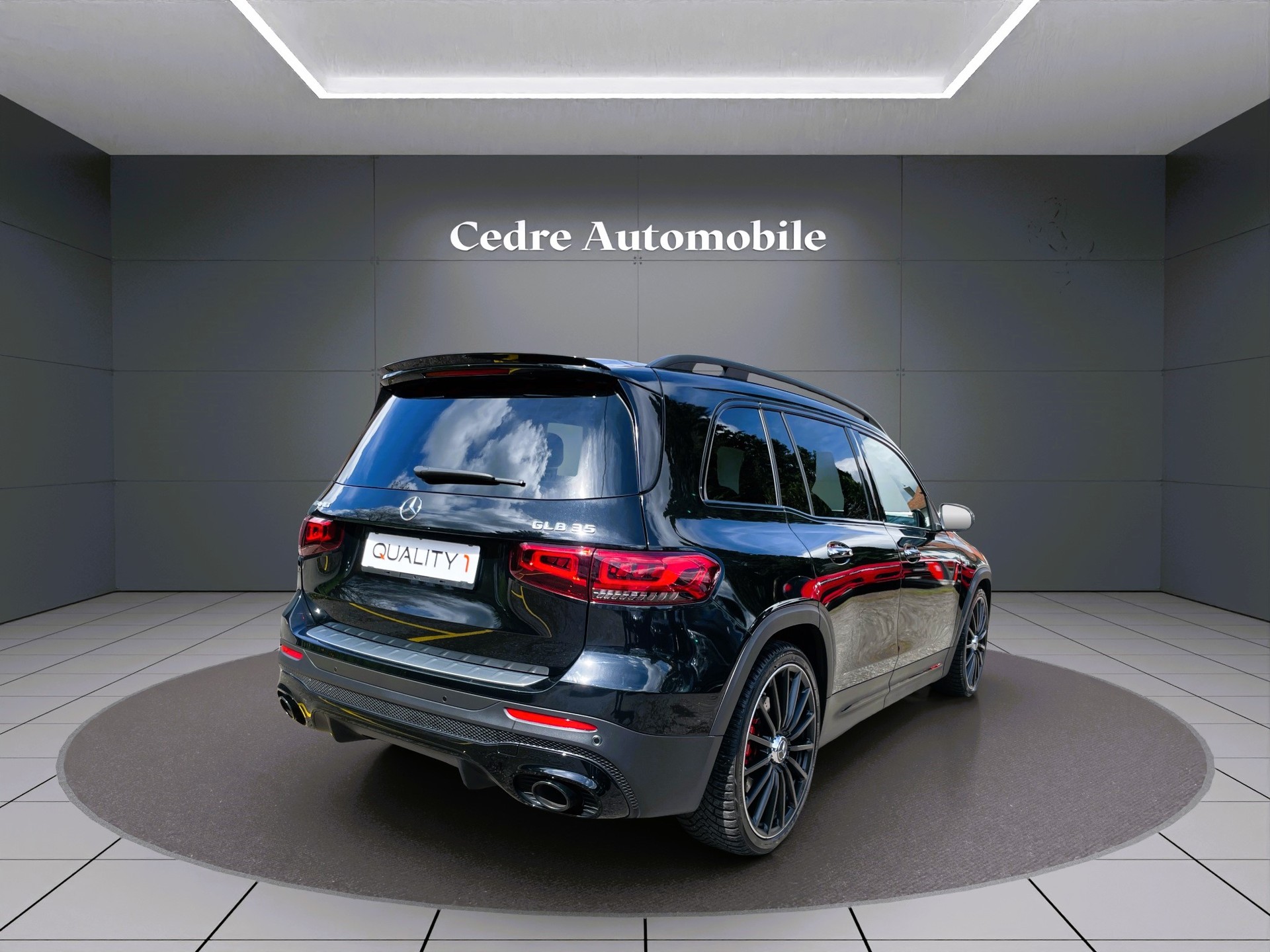 MERCEDES-BENZ GLB 35 AMG 4Matic 8G-Tronic-showroom-element-3
