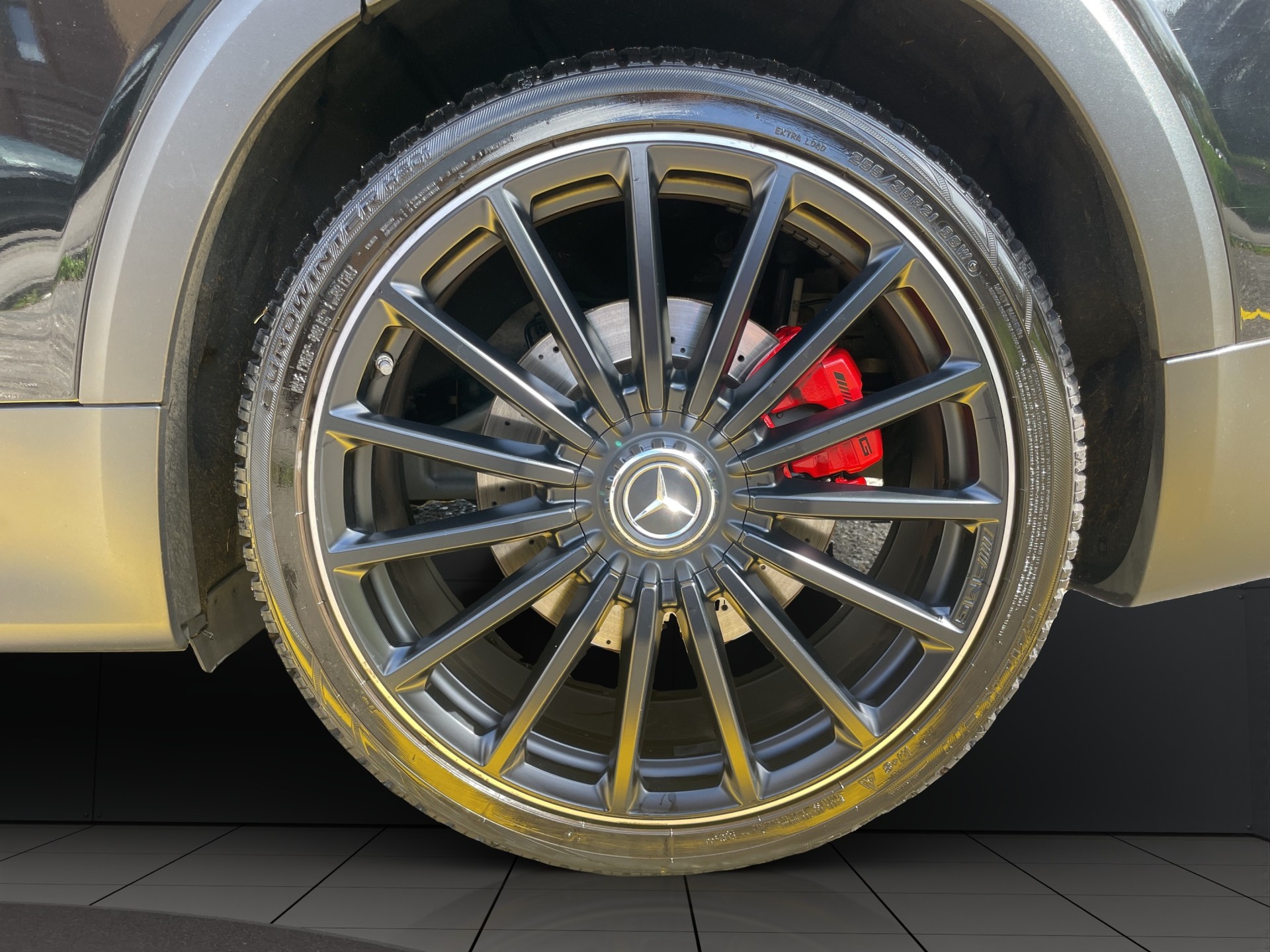 MERCEDES-BENZ GLB 35 AMG 4Matic 8G-Tronic-image-17
