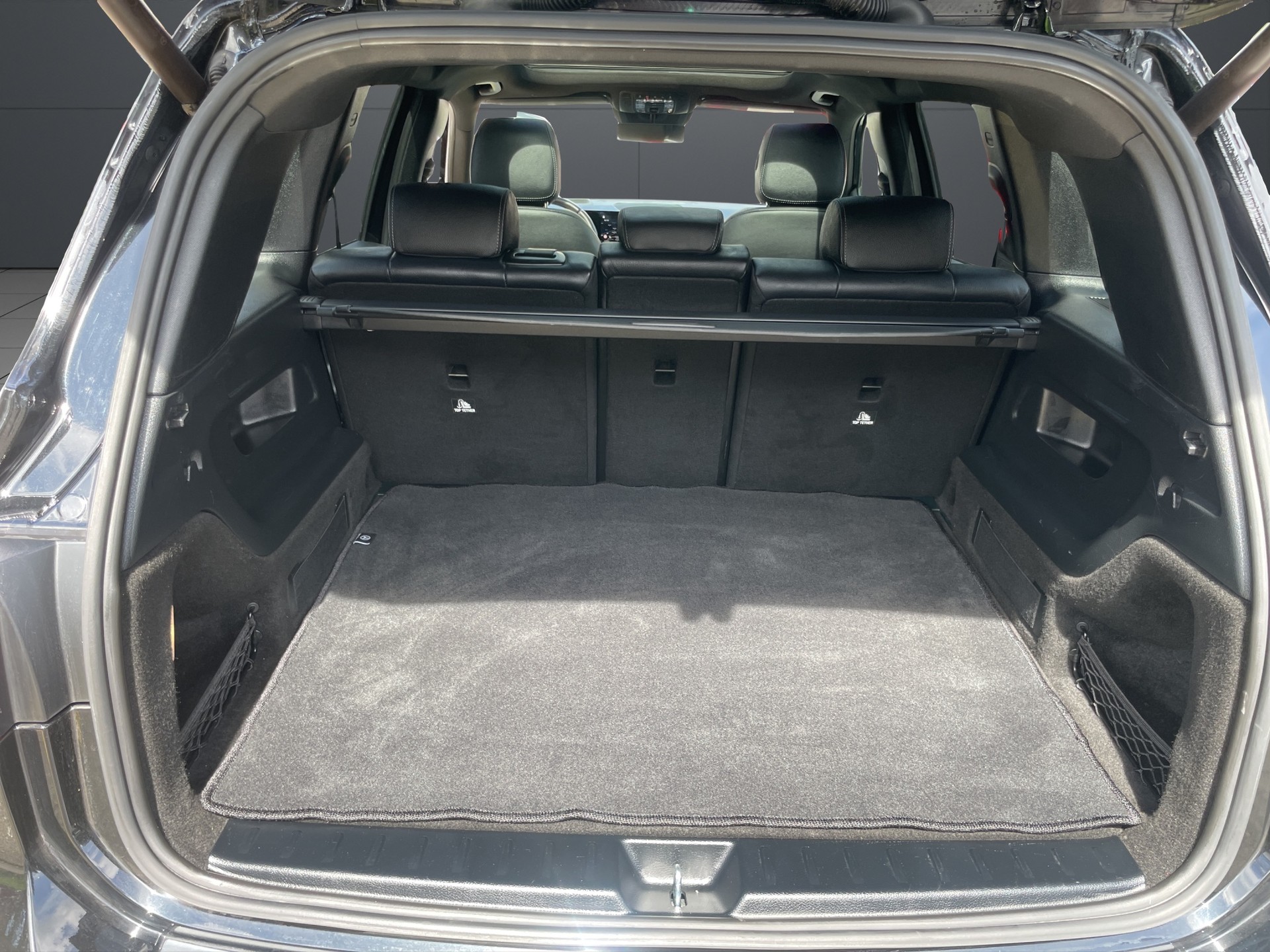 MERCEDES-BENZ GLB 35 AMG 4Matic 8G-Tronic-image-15