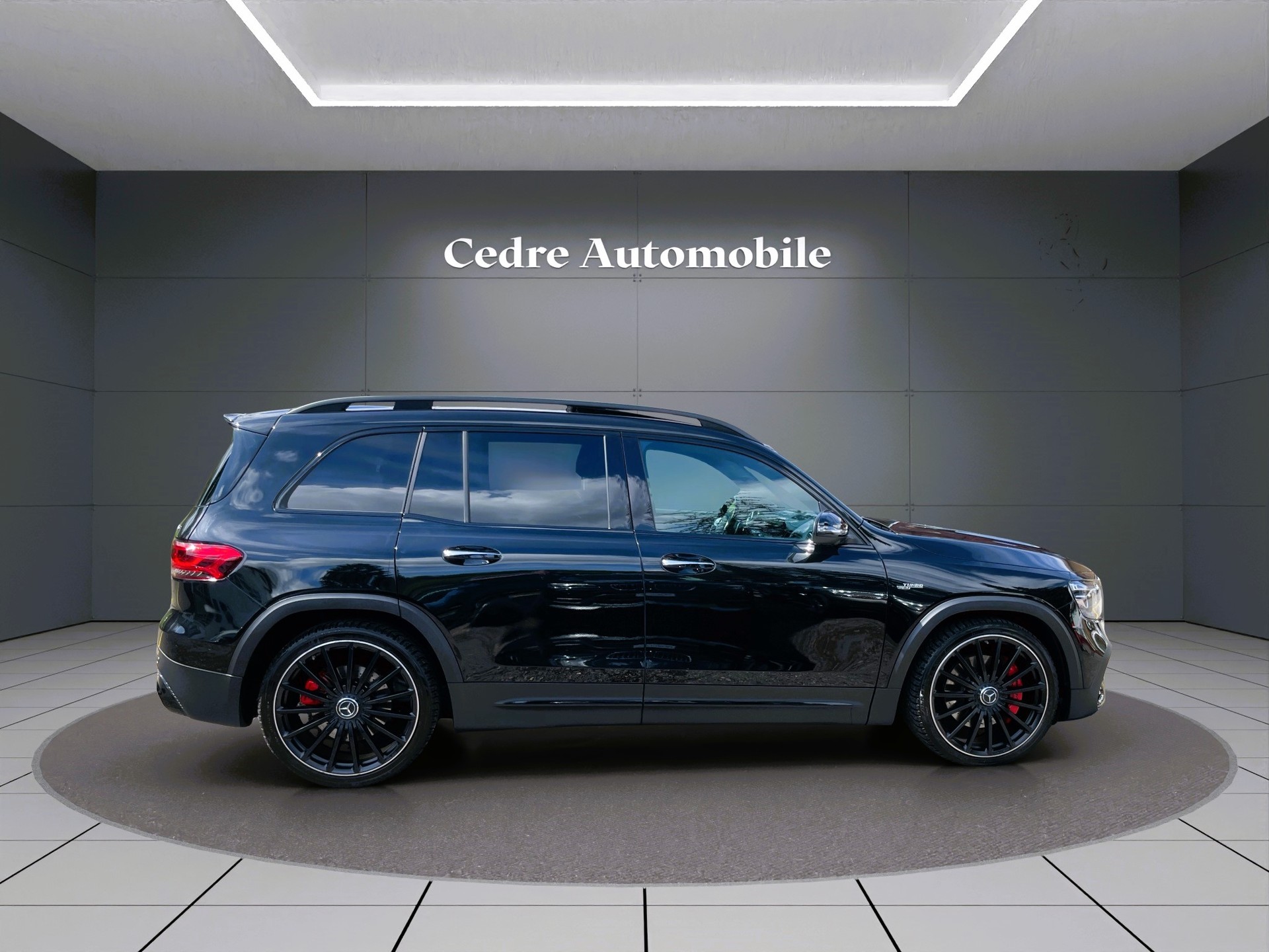 MERCEDES-BENZ GLB 35 AMG 4Matic 8G-Tronic-image-5