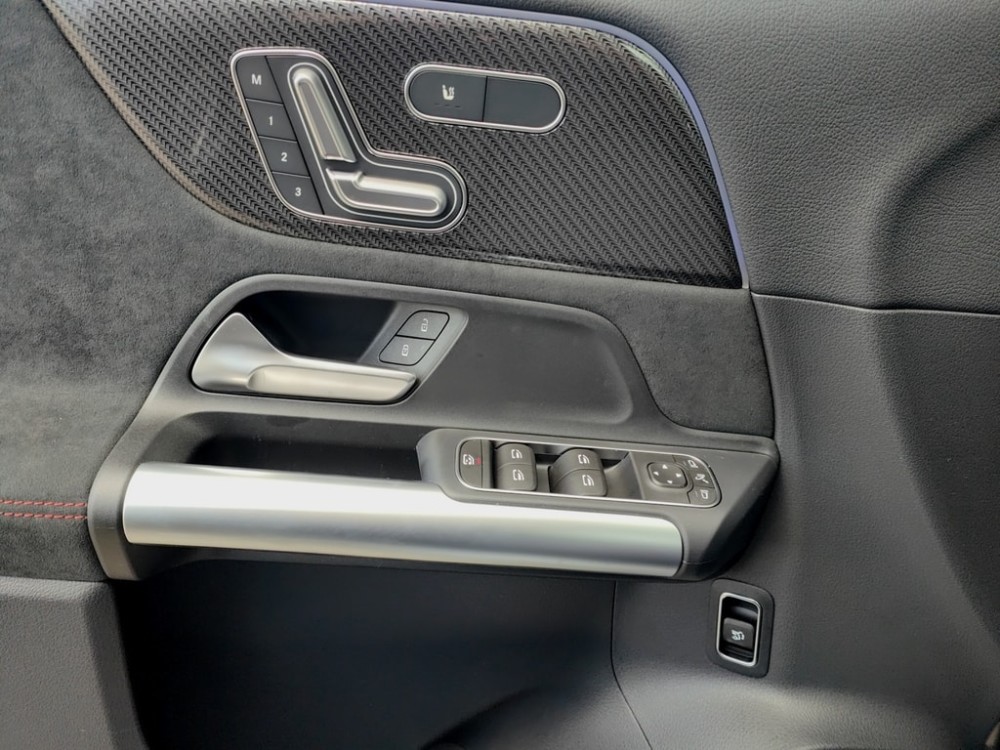 Image MERCEDES-BENZ GLA-220 GLA 220 4Matic 8G-DCT