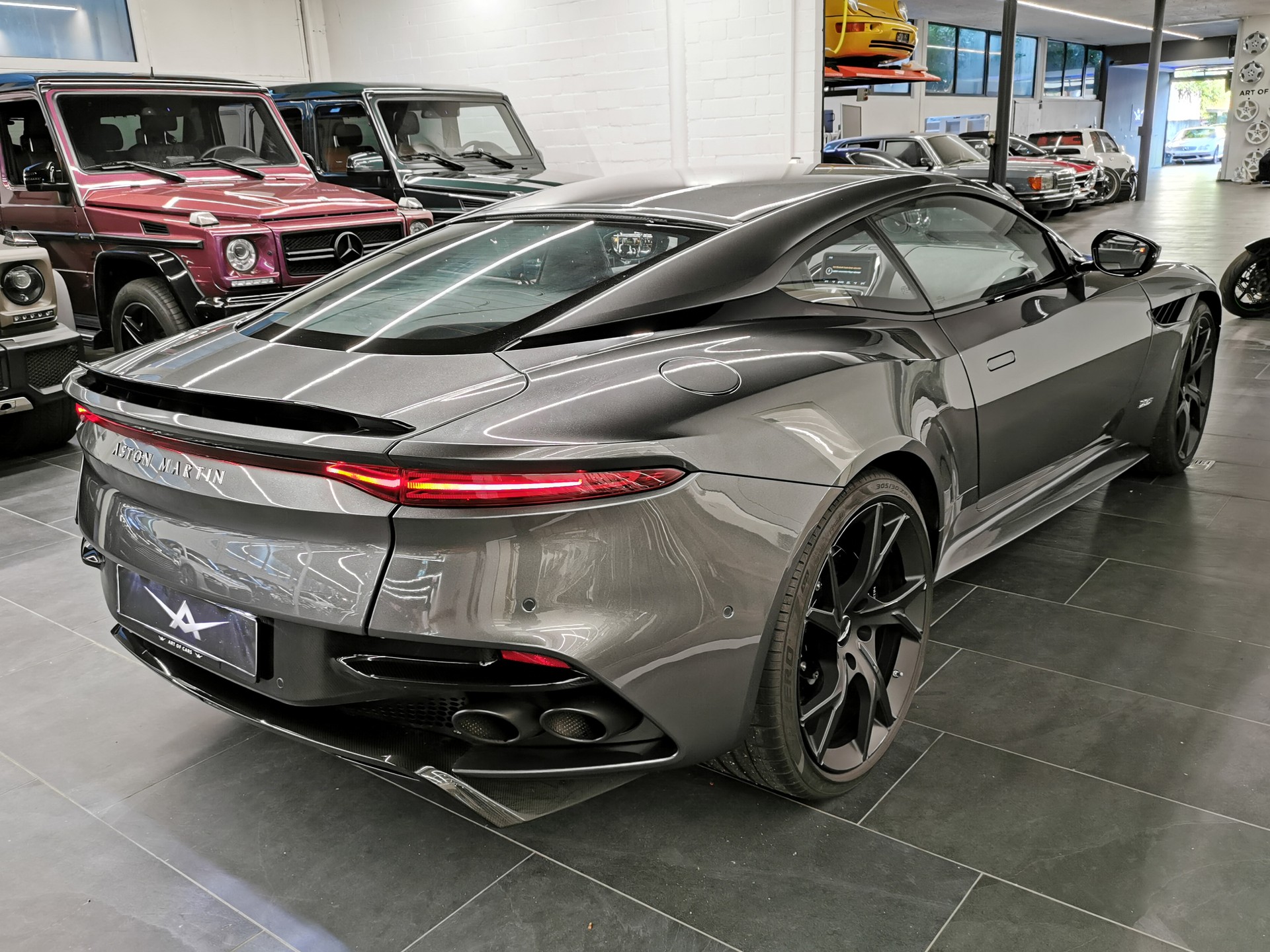 ASTON MARTIN DBS CoupĂ© Superleggera 🇨đź‡SUPER SELTENES INTERIEUR IN HĂ–CHSTER LEDERQUALITĂ„T! Q EXCLUSIVE-image-15