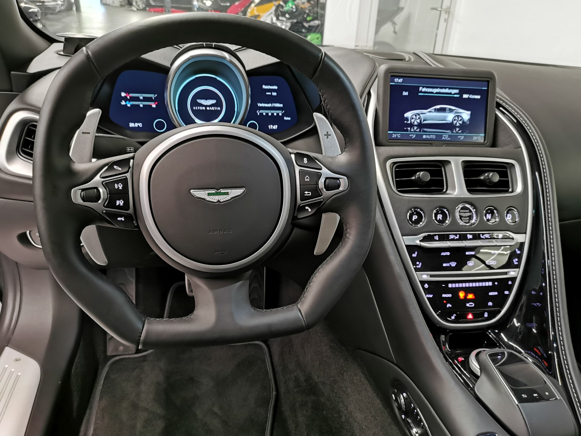 ASTON MARTIN DBS CoupĂ© Superleggera 🇨đź‡SUPER SELTENES INTERIEUR IN HĂ–CHSTER LEDERQUALITĂ„T! Q EXCLUSIVE-image-7