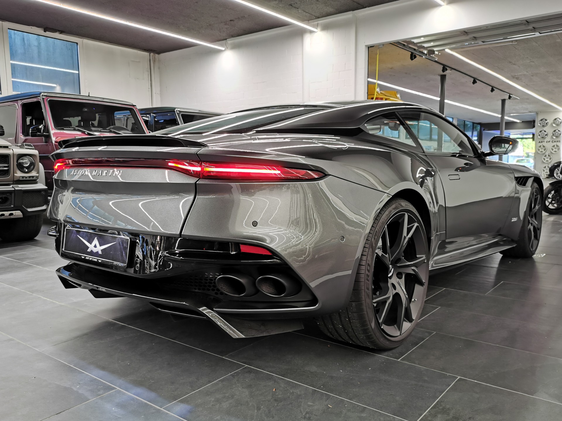 ASTON MARTIN DBS CoupĂ© Superleggera 🇨đź‡SUPER SELTENES INTERIEUR IN HĂ–CHSTER LEDERQUALITĂ„T! Q EXCLUSIVE-image-6